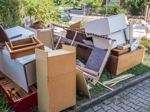 Best Yard Cleanup Services  in Cincinnati, OH